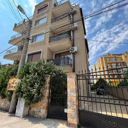 Vqra Sarafovo Apartment Burgas Luaran gambar